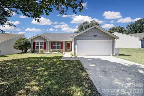 137 Bosburg Dr, Mooresville, NC 28115