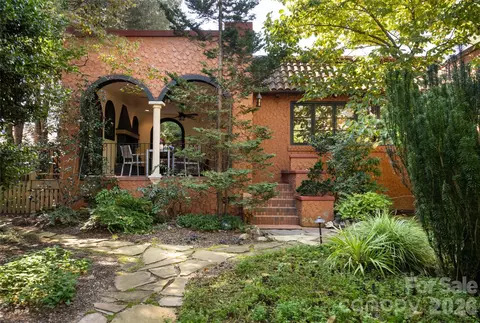 26 Sheridan Rd, Asheville, NC 28803
