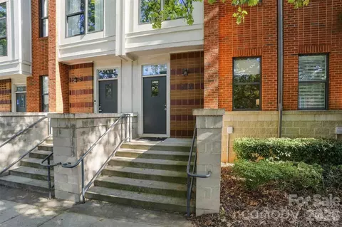 534 Mcdowell St, Charlotte, NC 28204