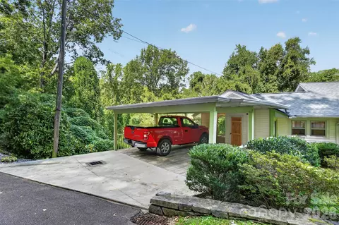 Exterior - 409 Lockhart Rd, Tryon, NC 28782 photo 2 of 10