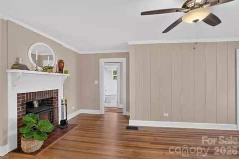 Living - 409 Lockhart Rd, Tryon, NC 28782 photo 2 of 5