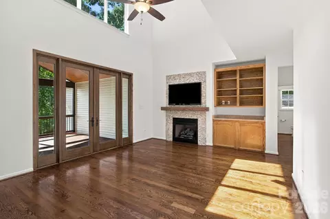 Living - 3774 Gordon Rd, Terrell, NC 28682 photo 7 of 9