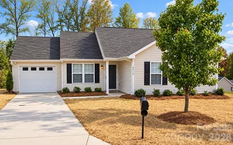 6312 Andrew Colten Ct, Charlotte, NC 28214