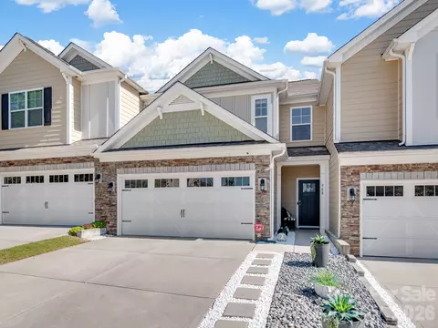 Exterior - 968 Pennington Dr, Lancaster, SC 29720 photo 3 of 8