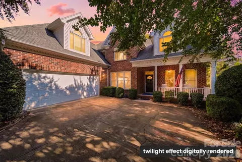 5539 Sunstar Ct, Charlotte, NC 28226