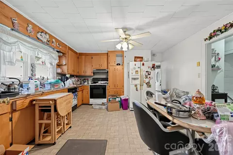 Kitchen - 519 E 2nd Ave, Newton, NC 28658 photo 3 of 3