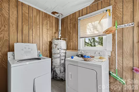Other - 519 E 2nd Ave, Newton, NC 28658 photo 6 of 8