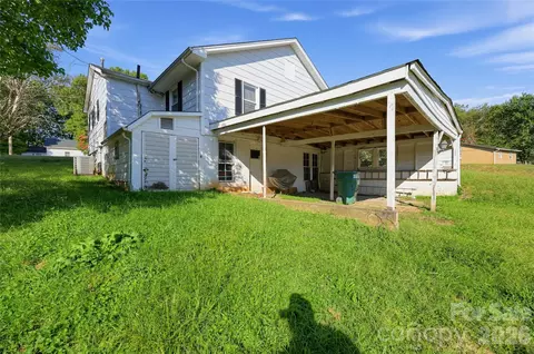 Exterior - 519 E 2nd Ave, Newton, NC 28658 photo 4 of 5