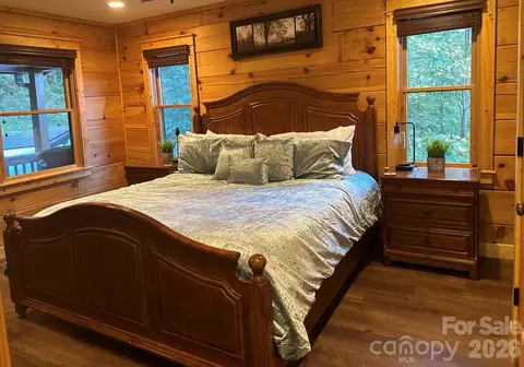 Bedroom - 109 Valley Heights Dr, Mars Hill, NC 28754 photo 1 of 4
