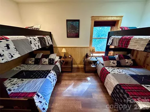 Bedroom - 109 Valley Heights Dr, Mars Hill, NC 28754 photo 4 of 4