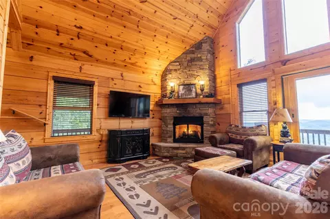 Living - 109 Valley Heights Dr, Mars Hill, NC 28754 photo 1 of 1
