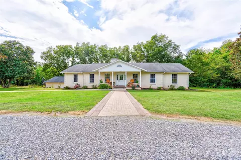 129 Church View Dr, Lawndale, NC 28090
