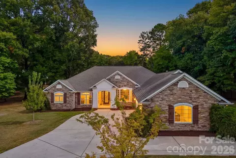 5329 Kuykendall Rd, Charlotte, NC 28270