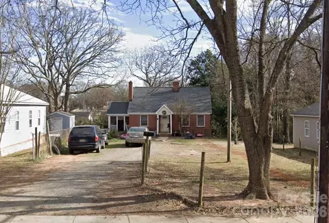 737 Cantwell St, Charlotte, NC 28208