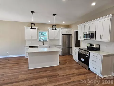 Kitchen - 3670 Travertine Dr, Lancaster, SC 29720 photo 3 of 3
