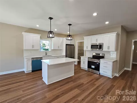 Kitchen - 3670 Travertine Dr, Lancaster, SC 29720 photo 1 of 3