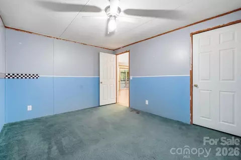 Bedroom - 6017 Frazier Dr, Davidson, NC 28036 photo 4 of 6