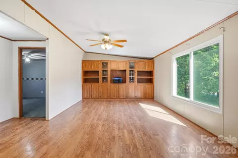 Living - 6017 Frazier Dr, Davidson, NC 28036 photo 7 of 10
