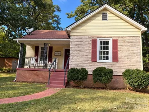 712 Baker St, Kannapolis, NC 28081