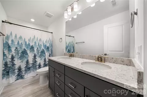 Bath - 3838 Pee Dee St, Monroe, NC 28110 photo 4 of 5