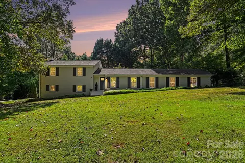 2271 Ferncliff Rd, Rock Hill, SC 29732