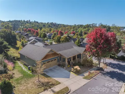 3 Bungalow Way, Asheville, NC 28804