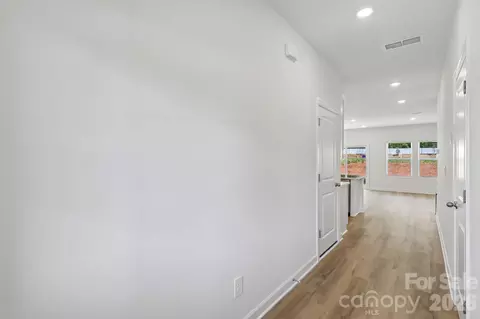 Entry Way - 1114 Rosetta Dr, Salisbury, NC 28144 photo 2 of 4