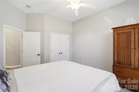 Bedroom - 2469 Stoneview Ct, Denver, NC 28037 photo 2 of 4