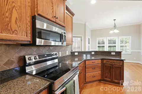 Kitchen - 2469 Stoneview Ct, Denver, NC 28037 photo 2 of 3