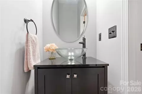 Bath - 2469 Stoneview Ct, Denver, NC 28037 photo 1 of 6
