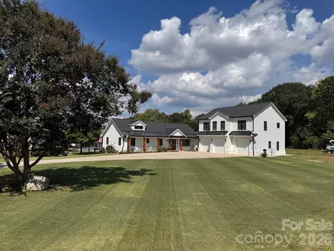15800 Henry Ln, Huntersville, NC 28078