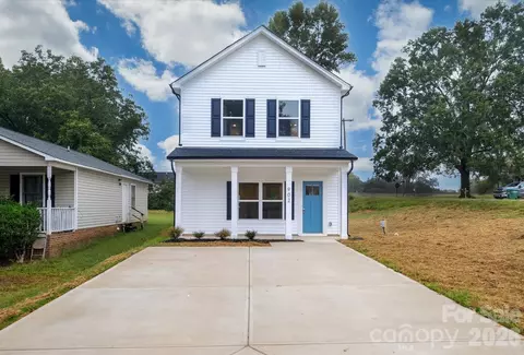 902 W Alabama Ave, Bessemer City, NC 28016