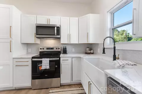 Kitchen - 45 Gladden St, Marion, NC 28752 photo 6 of 6