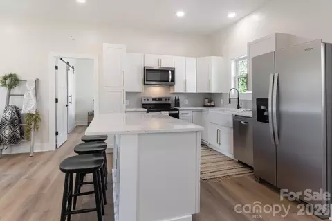 Kitchen - 45 Gladden St, Marion, NC 28752 photo 2 of 6