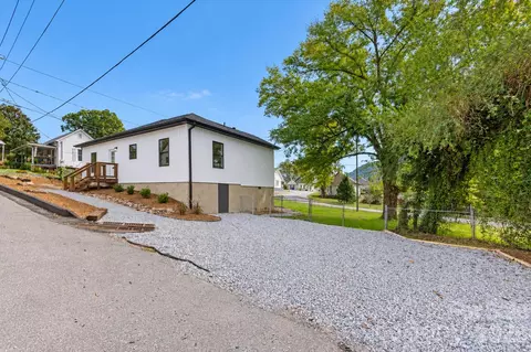 Exterior - 45 Gladden St, Marion, NC 28752 photo 4 of 4