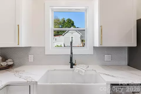 Kitchen - 45 Gladden St, Marion, NC 28752 photo 5 of 6