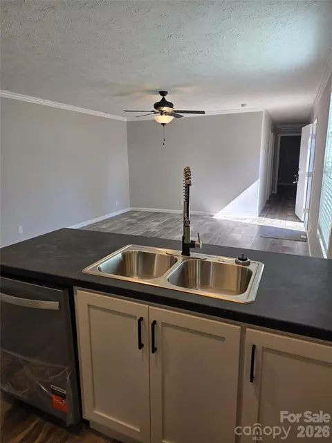 155 Fourth C St, Marion, NC 28752 photo 16