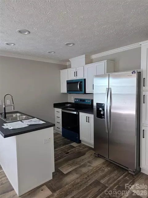155 Fourth C St, Marion, NC 28752 photo 13