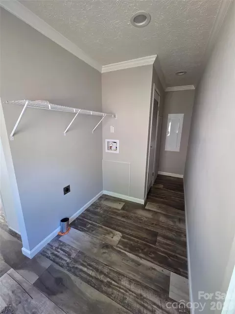 155 Fourth C St, Marion, NC 28752 photo 9
