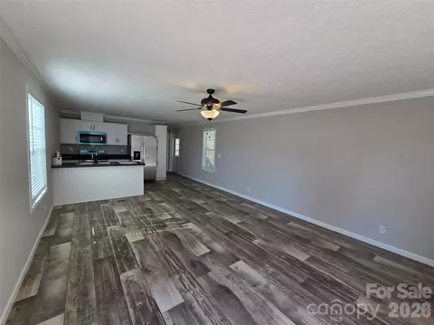 155 Fourth C St, Marion, NC 28752 photo 7