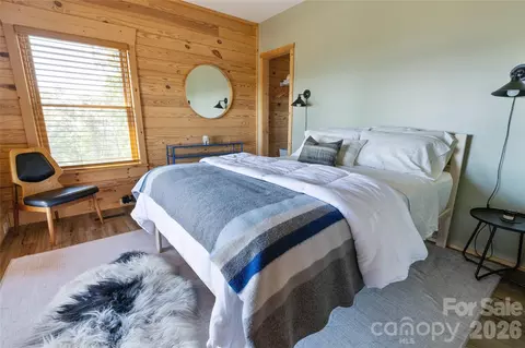 Bedroom - 656 Arbra Mountain Way, Bostic, NC 28018 photo 3 of 5