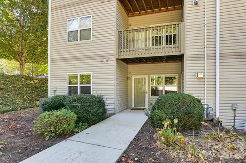 505 Carlyle Way, Asheville, NC 28803