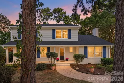 833 Archdale Dr, Charlotte, NC 28217