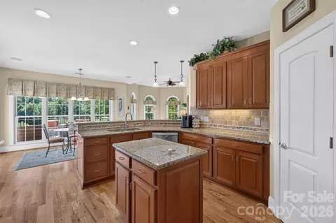 Kitchen - 76 Divot Ct, Hickory, NC 28601 photo 1 of 4