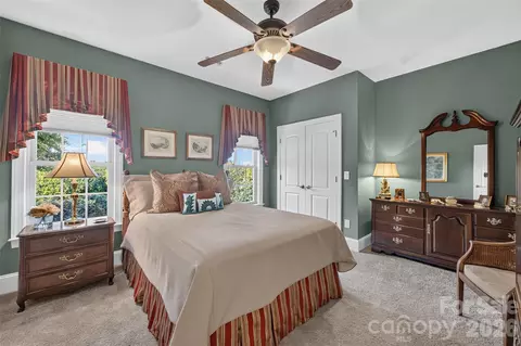 Bedroom - 76 Divot Ct, Hickory, NC 28601 photo 2 of 3