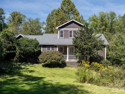 2 Song Bird Ln, Weaverville, NC 28787