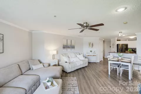Living - 1338 Torrence Cir, Davidson, NC 28036 photo 2 of 2