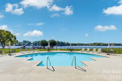 Exterior - 1338 Torrence Cir, Davidson, NC 28036 photo 10 of 16