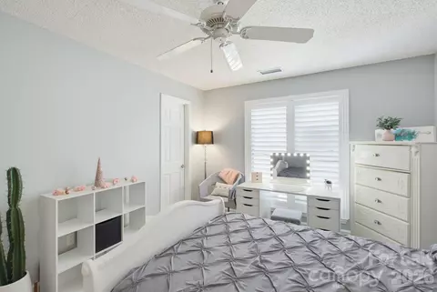 Bedroom - 1338 Torrence Cir, Davidson, NC 28036 photo 4 of 4