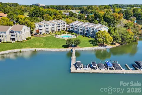 1338 Torrence Cir, Davidson, NC 28036